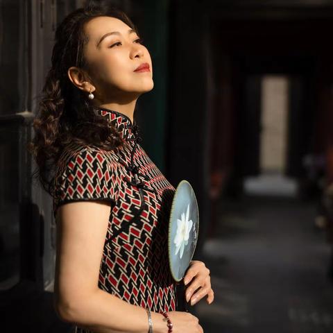 撷一缕心香，与岁月同行
