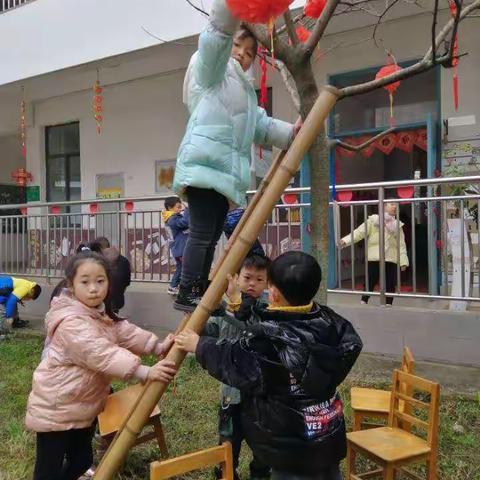 福虎迎春，萌娃送福         —板桥学校幼儿园大班组