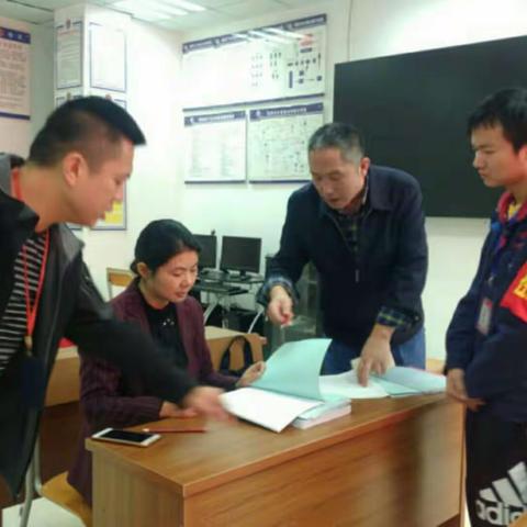 高新社区迎接文明城市测评工作日报（12月17日）