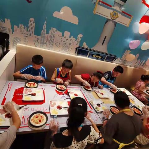 “用心体验生活 巧手制作美食”濮阳市实验小学五（14）班                                     墨韵书屋读书社