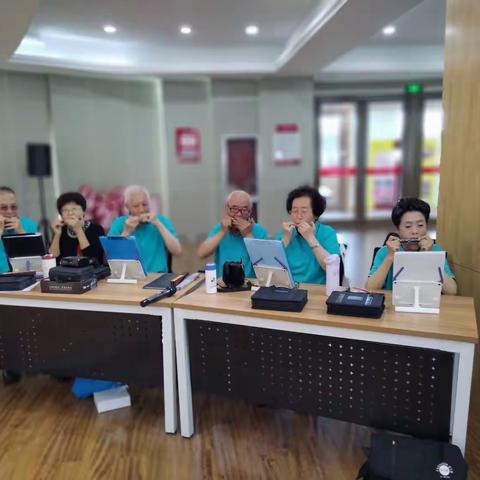 庆祝建党一百零二年华诞