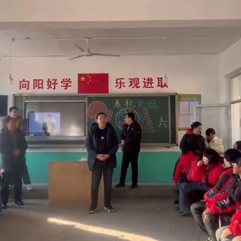 开开心心庆元旦，欢欢喜喜迎新年——独乐中心小学庆元旦班级联欢会暨拔河比赛活动