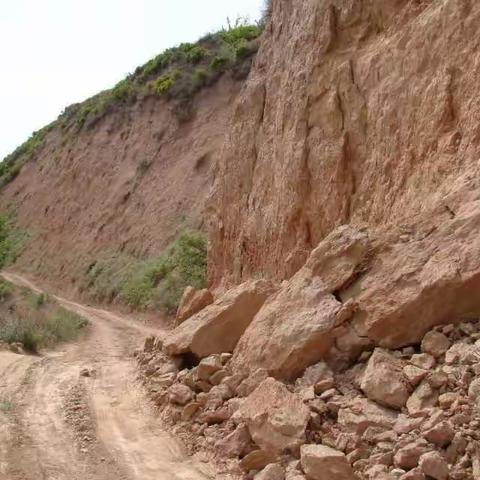 骑行乡村路