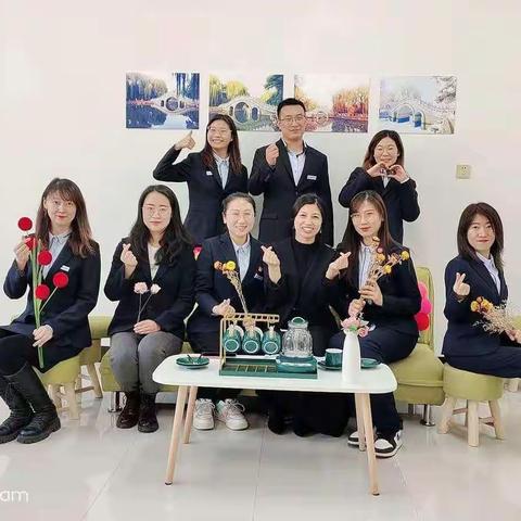 翰墨飘香，书写希望         ——记11中小学语文组”小小书法家”硬笔书法竞赛活动