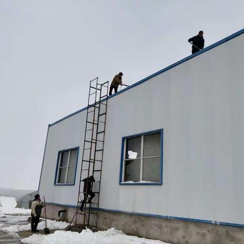 险情就是命令 用行动诠释党员责任！