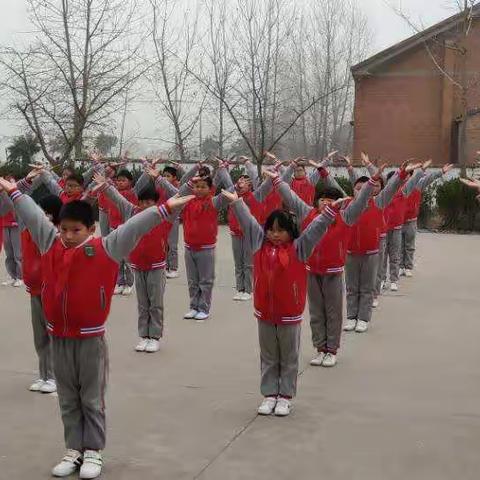 青沟小学举行广播操比赛