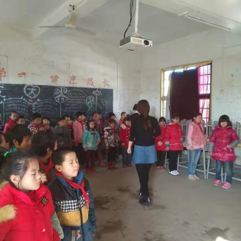 记赣南师范大学音乐学院志愿者送教葛坳乡上老小学