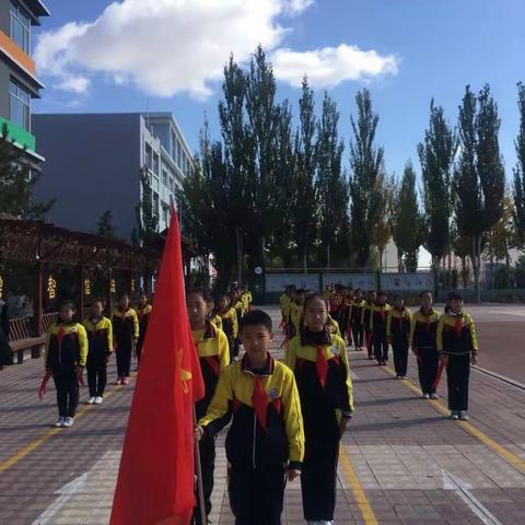 喜迎党的十九大       我是光荣的少先队员