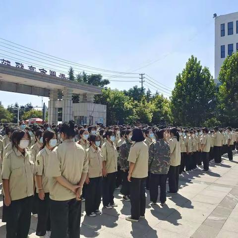 学前教学部日常管理——军容风纪检查