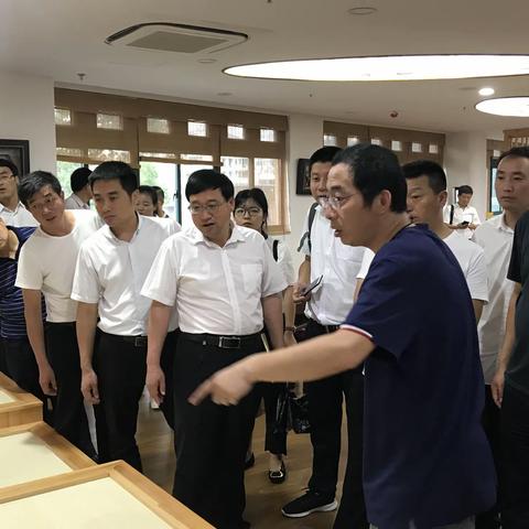 “敢问路在何方？”——上海名校参观学习心得