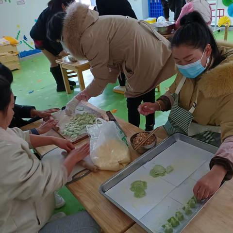 浓情饺子，温暖冬至———下峪镇中心幼儿园冬至包饺子活动