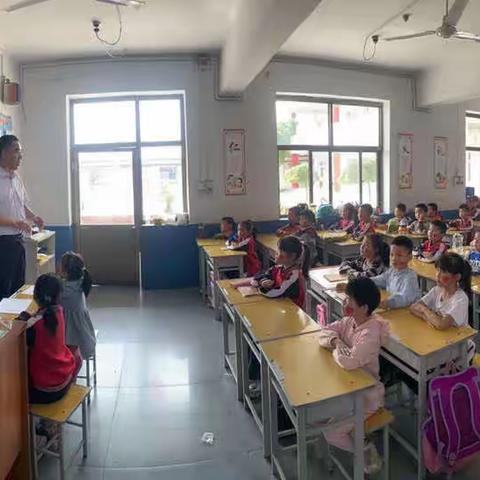 “月满中秋 同庆国圆”主题思政课——上三汲小学