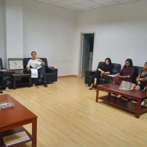 研讨中成长 反思中提升——城小教研磨砺篇