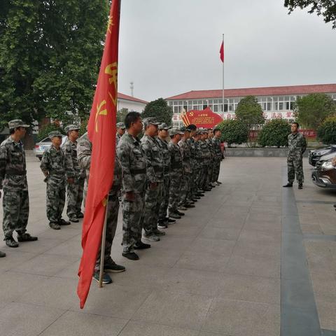 未雨绸缪 防患未然一一杨庄乡组织基干民兵进行自然灾害处置应急演练