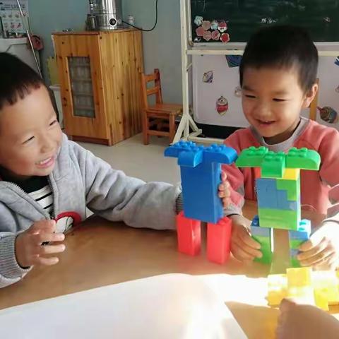 【生活丰富多彩，我们可可爱爱】