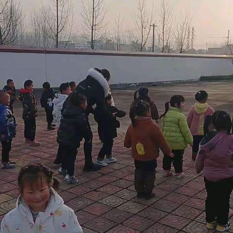 张村幼儿园日常生活剪影