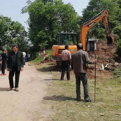 东大街道重拳出击 迅速整改乱埋乱葬行为