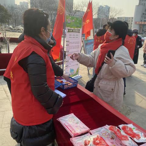 科普城管知识  欢度元宵佳节——市城管局组织元宵节志愿慰问宣讲活动