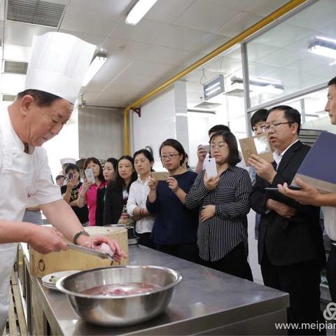 跟着名厨学做菜