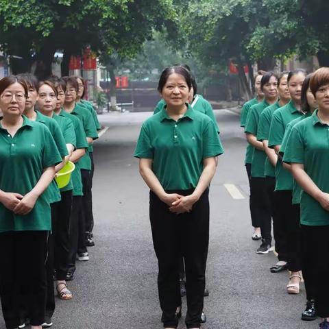 泸州市天立学校生活老师寝室内务整理技能赛