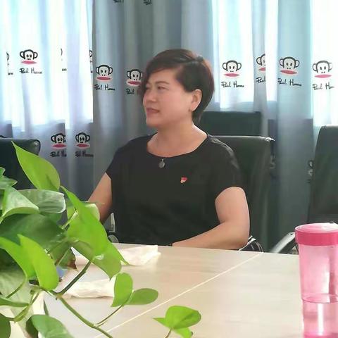 首阳幼儿园期末总结座谈会