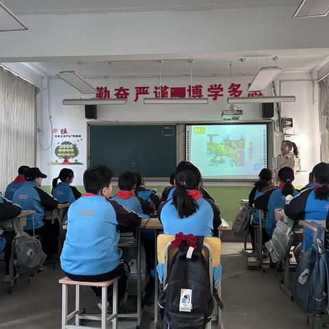 砥砺前行，一路成长—冷口小学六年级校本教研活动纪实