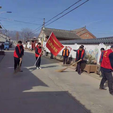 教场塬村开展“巩固农村人居环境整治成果，持续推进美丽乡村建设”人居环境整治行动。