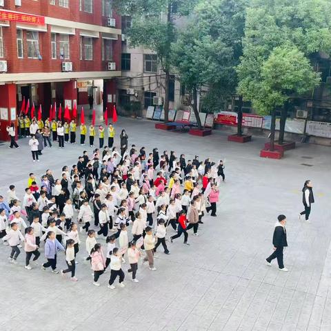 阳逻街第四小学第五届"三操"比赛精彩回顾 暖冬跃动，青春飞扬