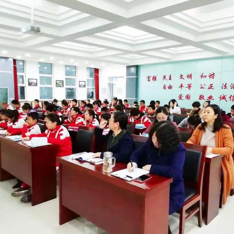 贝尔路小学北校区数学学科进行“学－评－教”一致性示范课展