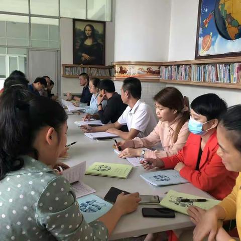 “为人师表，终身学习”——海南职工秀英子弟学校综合组期中学习交流活动