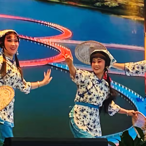 快板|四下基层接地气 大美古田舞新旗