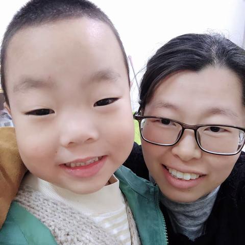 中三班亲子绘本故事分享《小蝌蚪找妈妈》