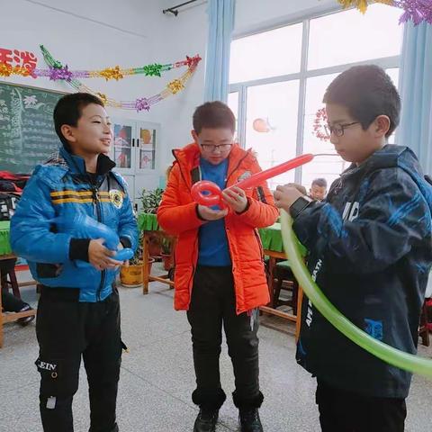 2020年，如约而至，四年一班迎新年活动