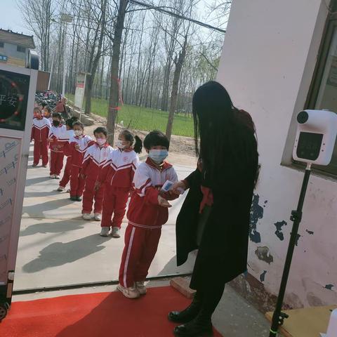 东明集镇北贺庄小学一年级疫情防控应急演练