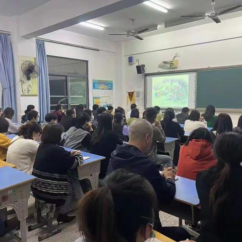 对话“双减”，共育成长——石斋中学七年级家长会