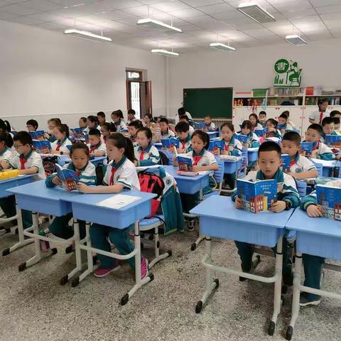 2018级8班学习生活剪影（一）