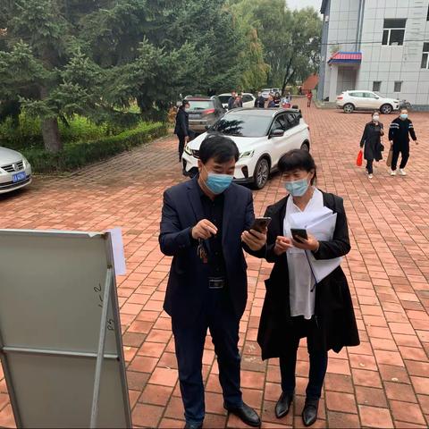以校为本打造培训团队﻿﻿﻿，构建模式全面精准帮扶