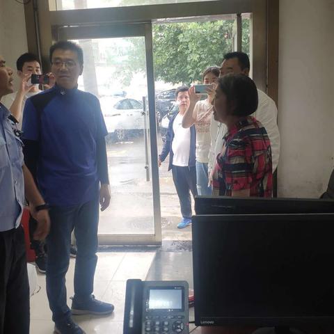 热心查找  帮助走失老人找到家人