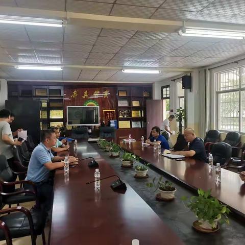 海口市教育局到秀英区东山镇东山中学督查指导巩固拓展脱贫攻坚成果工作