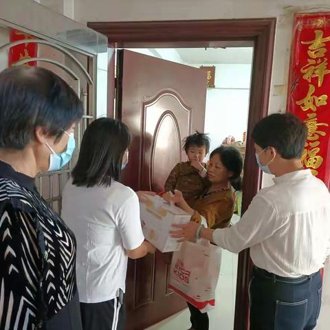 做计生家庭的“身边人”