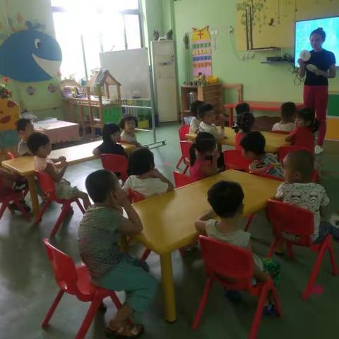 亲亲宝贝小二班的小可爱们！