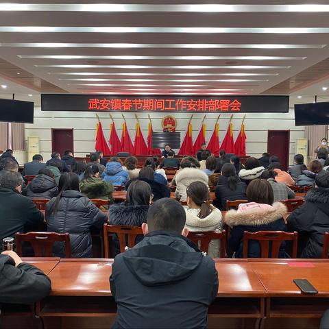 最美敬业福 !致敬除夕坚守岗位的他们！