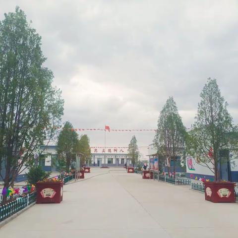 齐心协力抓教研  且行且思共成长——记古浪县西靖富民完全小学第四周校本教研活动