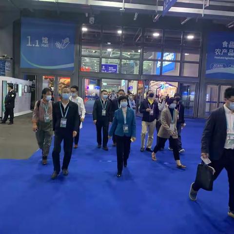 抢抓开放机遇  畅通内外循环--李春市长带队考察第四届进博会展馆
