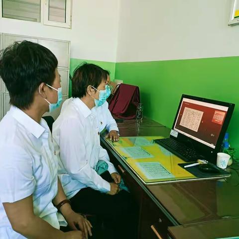 看展览 学党史 永远跟党走