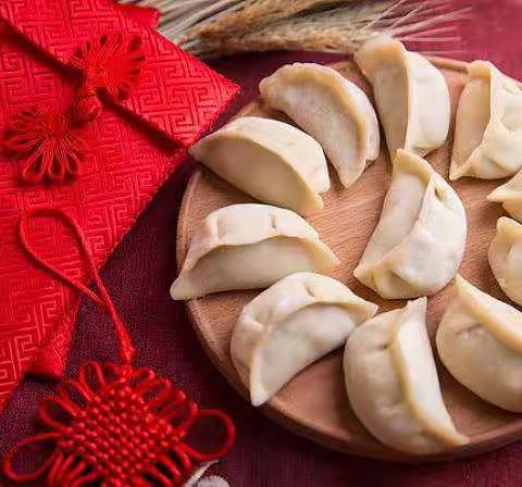 虎年贺岁 探食寻味----三(8)班饺子小分队