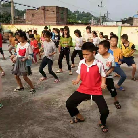 2019年博文幼儿园暑假班第二周（小学，初中班）