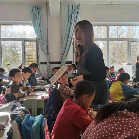 “让每一个生命开花”四道湾子中心小学学共体主题教研活动