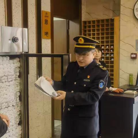 市卫生综合监督所检查长安国卫复审工作