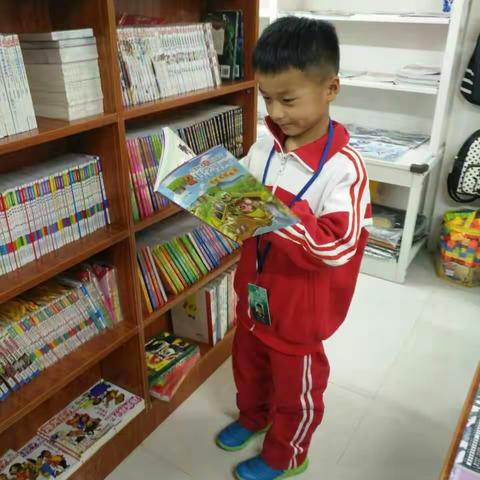 读书的姿态最美